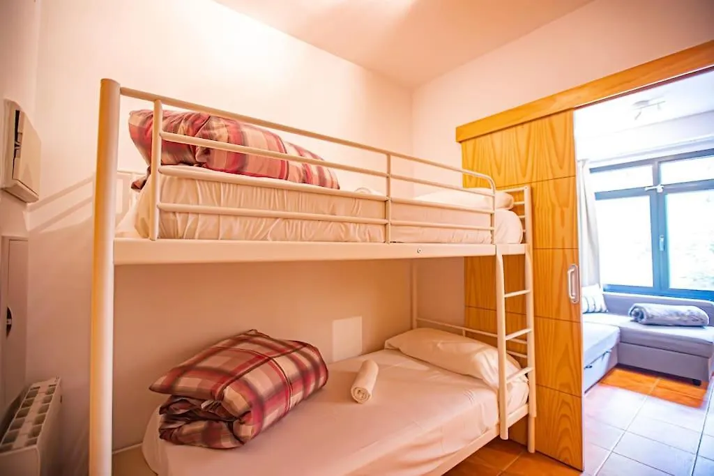 Holidays, Estudio Jara, Gorbea 2 Pax Sierra Nevada Apartment